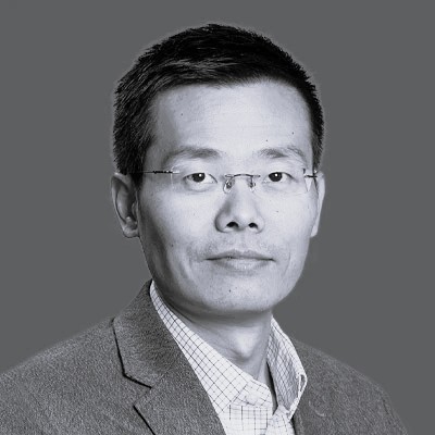 jinjun_shi_headshot_bnw